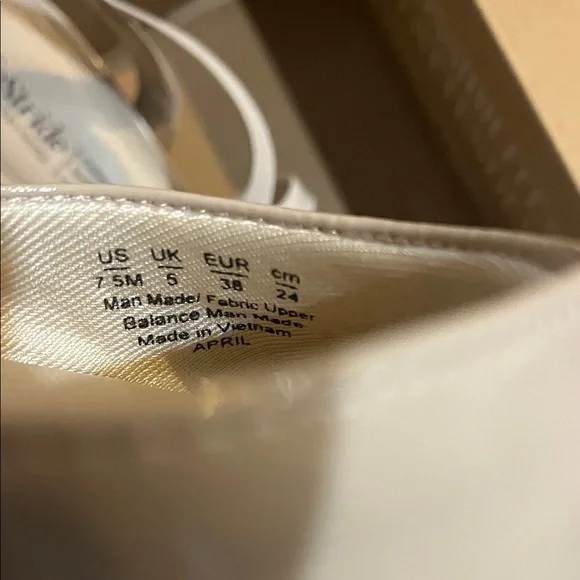 Life Stride Women's April Slingback Block Heel in Nude. New in box. - Picture 9 of 9